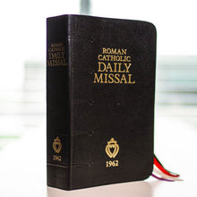 Load image into Gallery viewer, 1962 Roman Catholic Daily Missal
